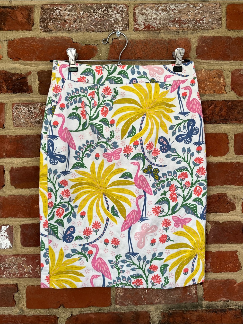 Boden 2P White Tropical Print Pencil Skirt with Pink Flamingos and Yellow Palms